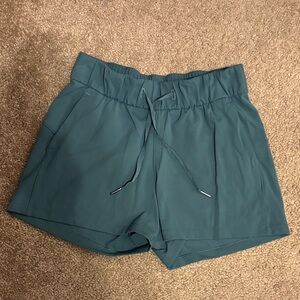 Lululemon High-Rise Olive Women’s Active Shorts with Drawstring and pockets NWOT